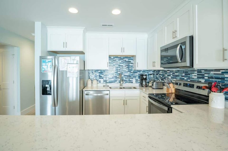 Fully Equipped Kitchen With Major Appliances