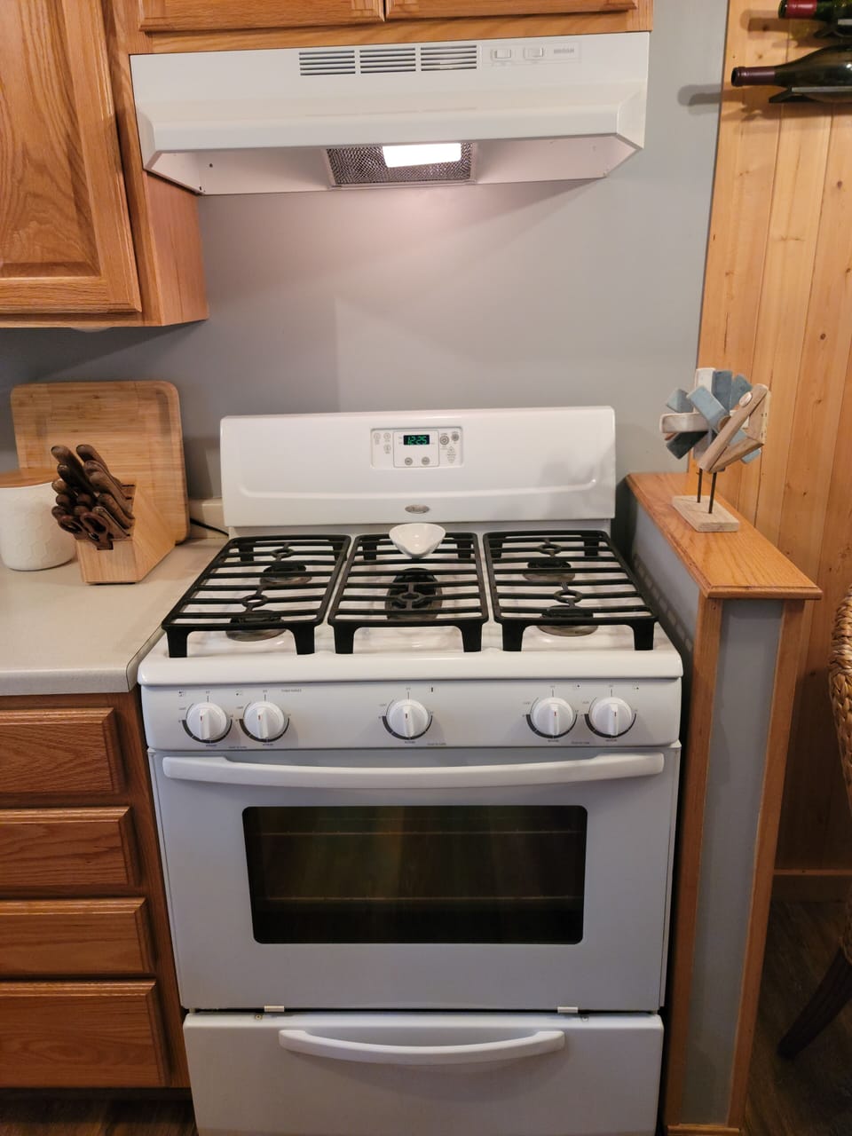 Gas stove