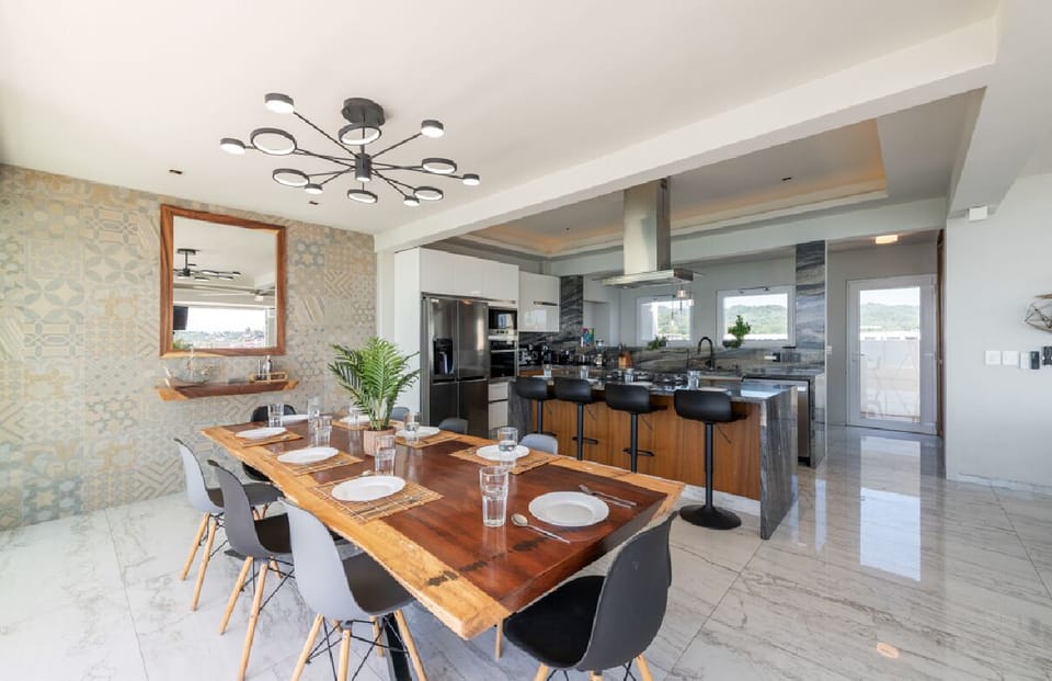 Dining table Kitchen