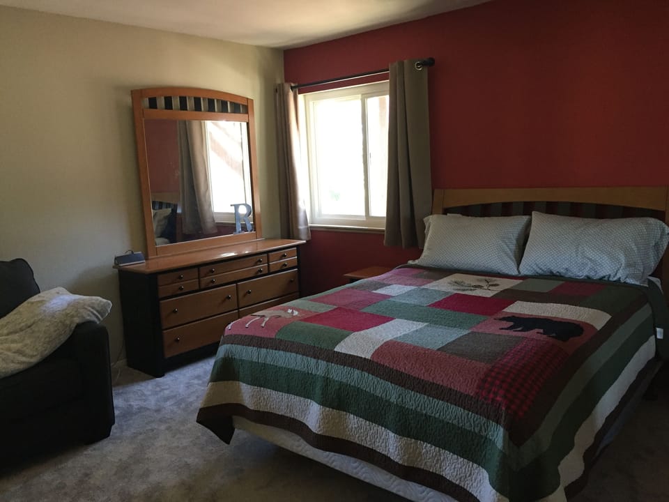 Bedroom 3 Queen bed and fold out Sofa Bed