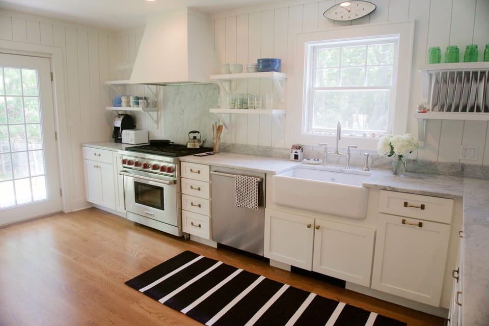 Kitchen (French Doors to Patio)