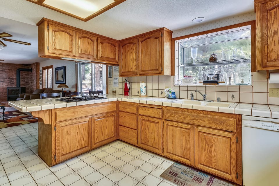 mainlevel-kitchen