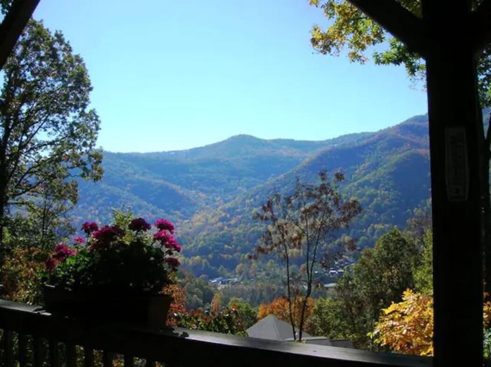 Sit back and relax with a glass of wine as you take in the views of the Smokies.