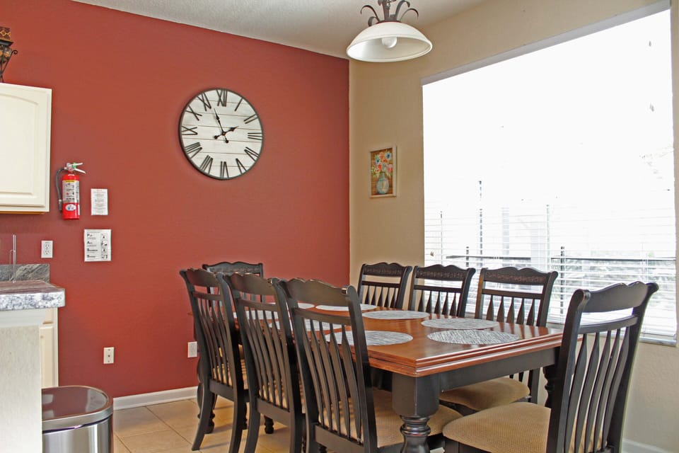 Dining room table with seating for the whole family