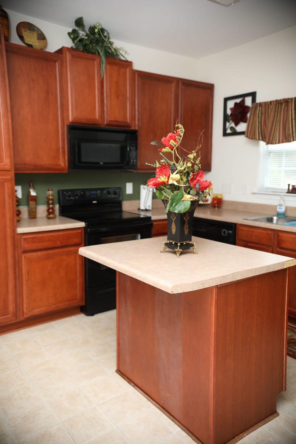 KITCHEN ISLAND GOOD FOR COOKING