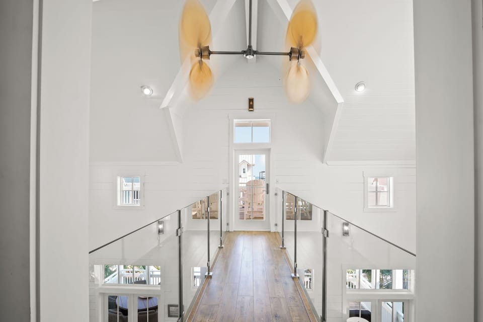 Catwalk to Balcony, 3rd Floor