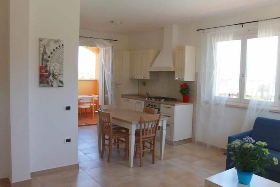 Three room on the first floor with terrace