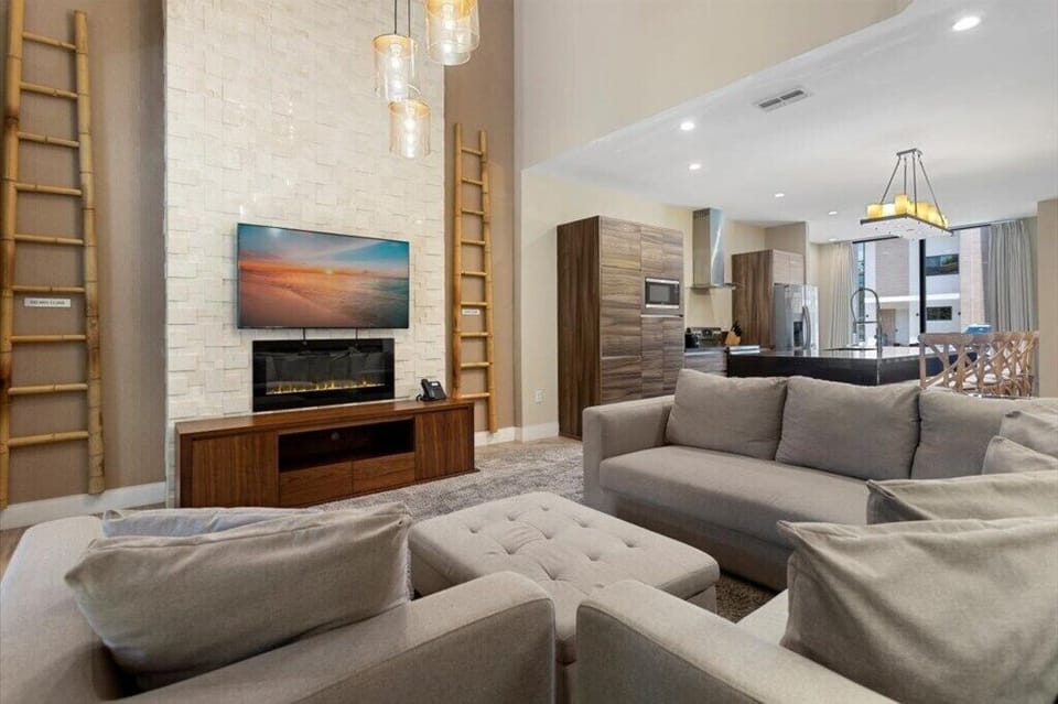 7541 Brooklyn (2).jpg