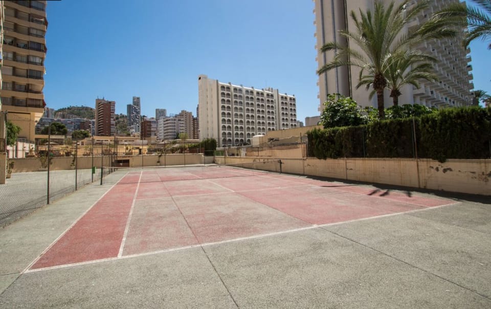 Sport court