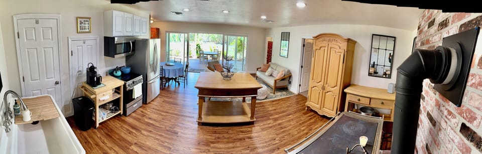 Full size kitchen Panorama