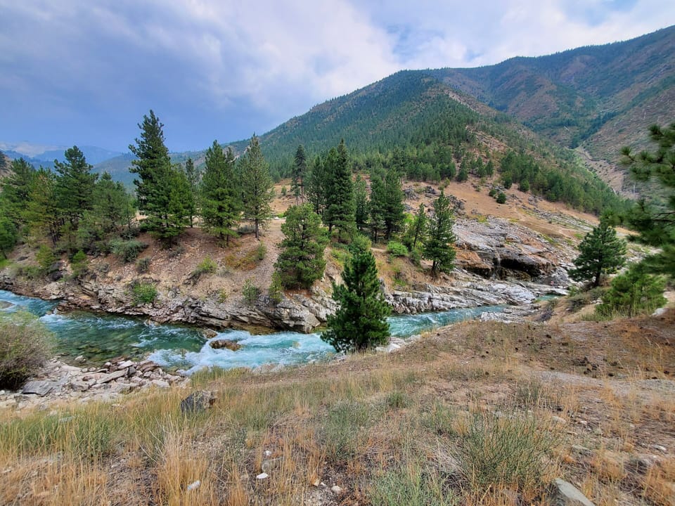 Hot springs 34 mi. away.