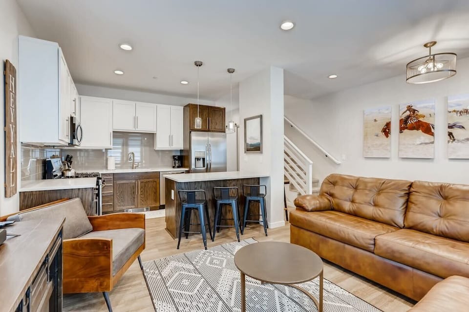 Inviting, Comfortable Living Room