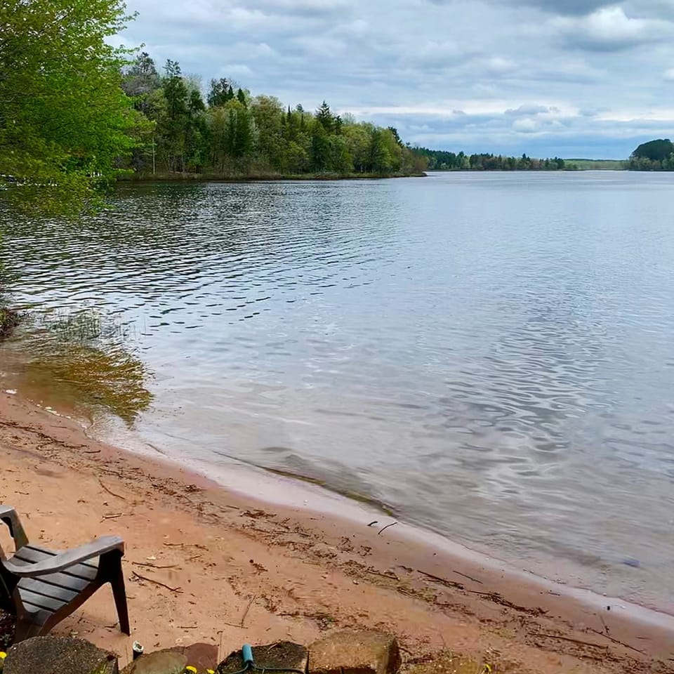 Beach Front- with sandy swim beach on Lake Gilmore