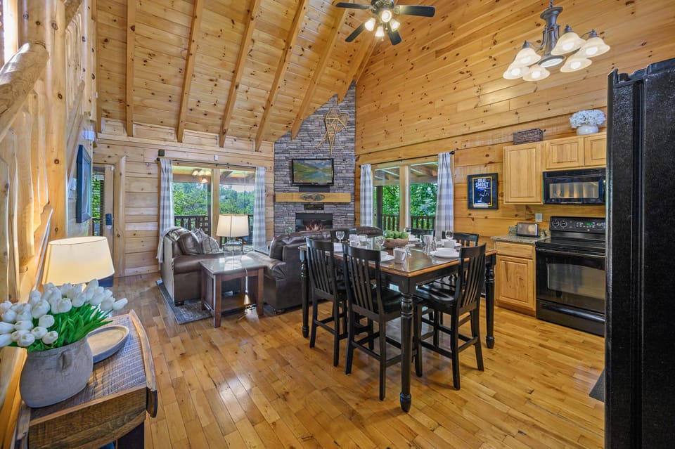 Beautiful entryway welcomes you right into the cabin. 