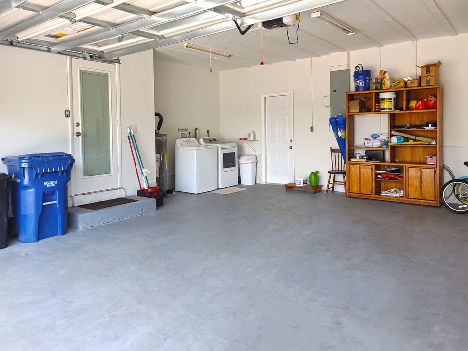 2 Car Garage with Large Capacity Washer & Dryer