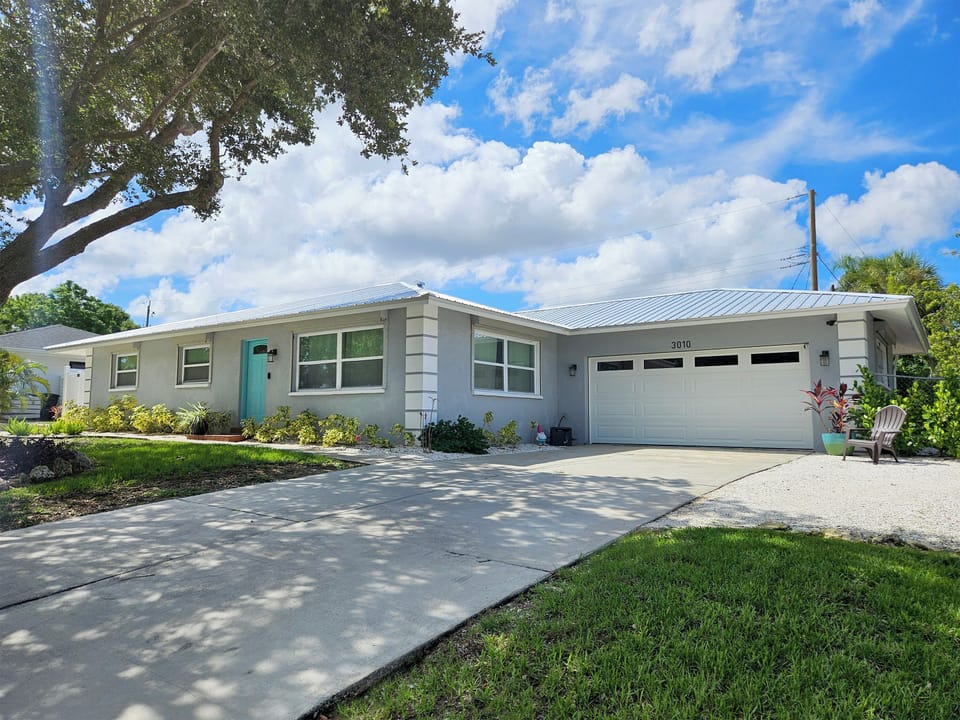 2 Car Garage and Driveway Parking