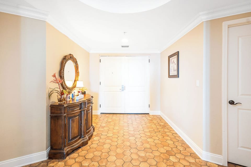 Entryway 1.1