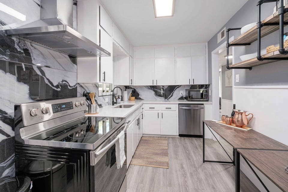 Stocked kitchen 