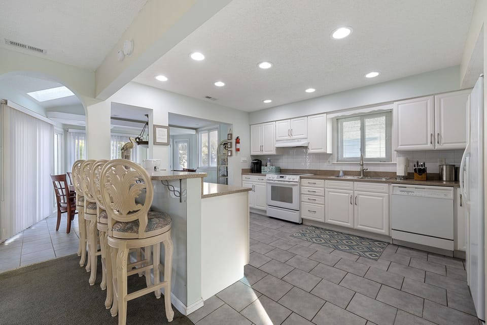 Second Floor Kitchen (1)