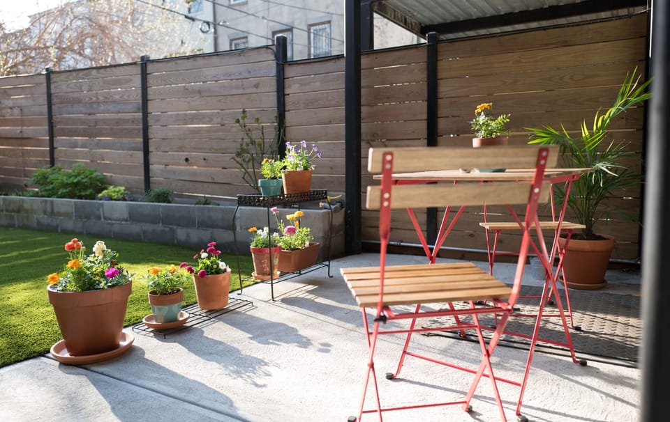 Outdoor dining