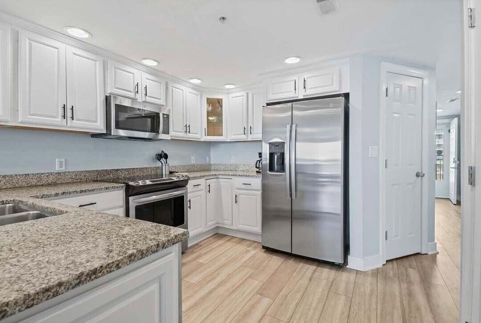 Spacious Kitchen, Plenty of Counterspace