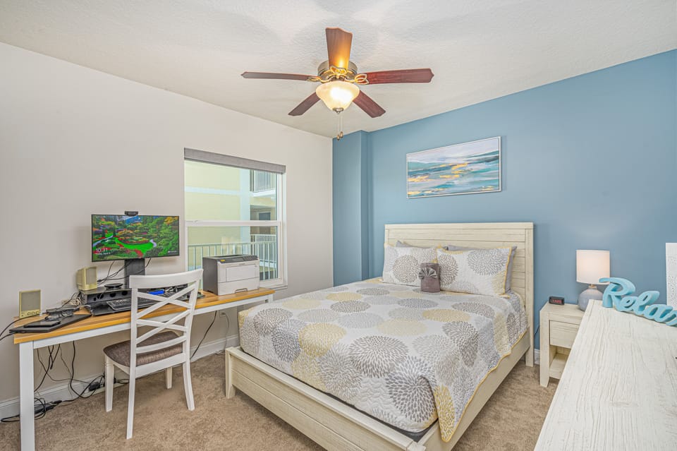 River view guest bedroom #2 w/ queen bed