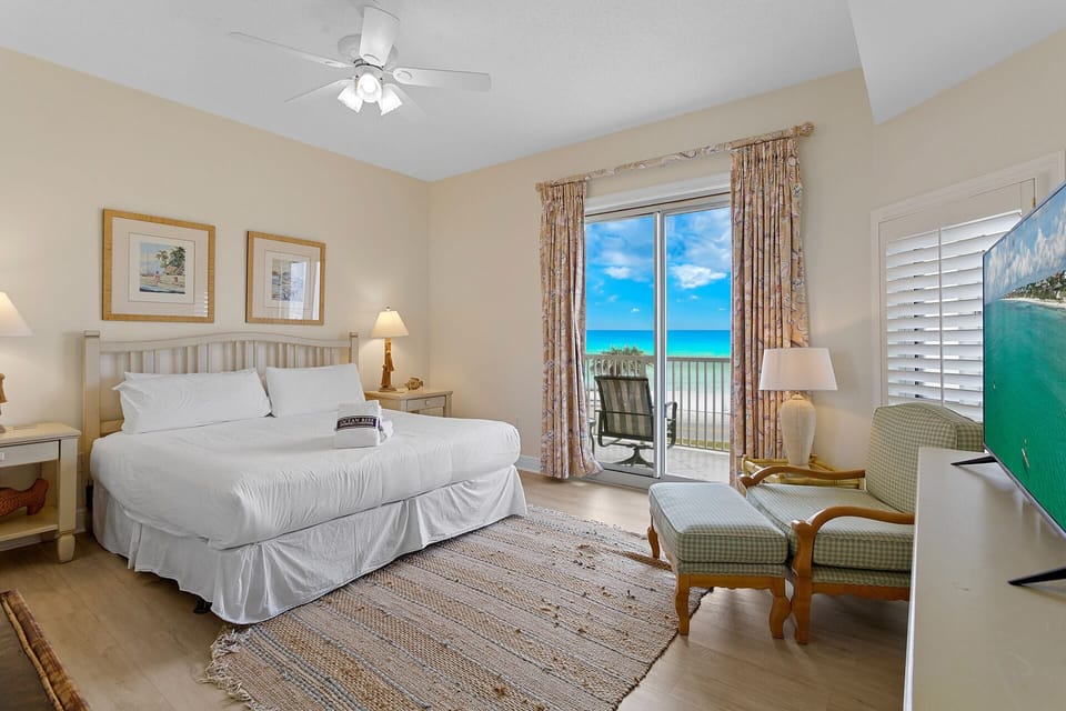 24-Empress-301-Guest-Bedroom
