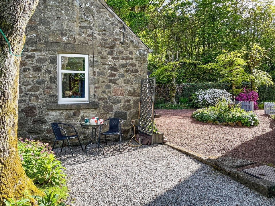 Cottage garden | Craigrannoch Cottage, Rockcliffe