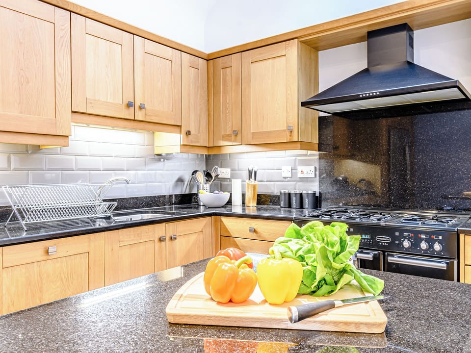Kitchen | Low Barn, Carlton