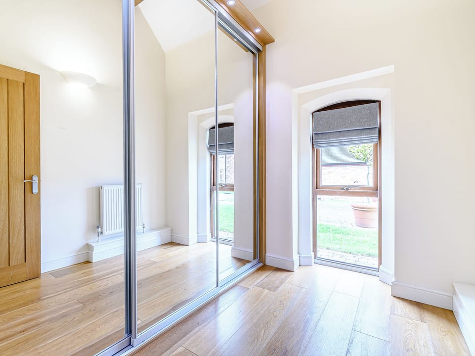 Double bedroom | Low Barn, Carlton