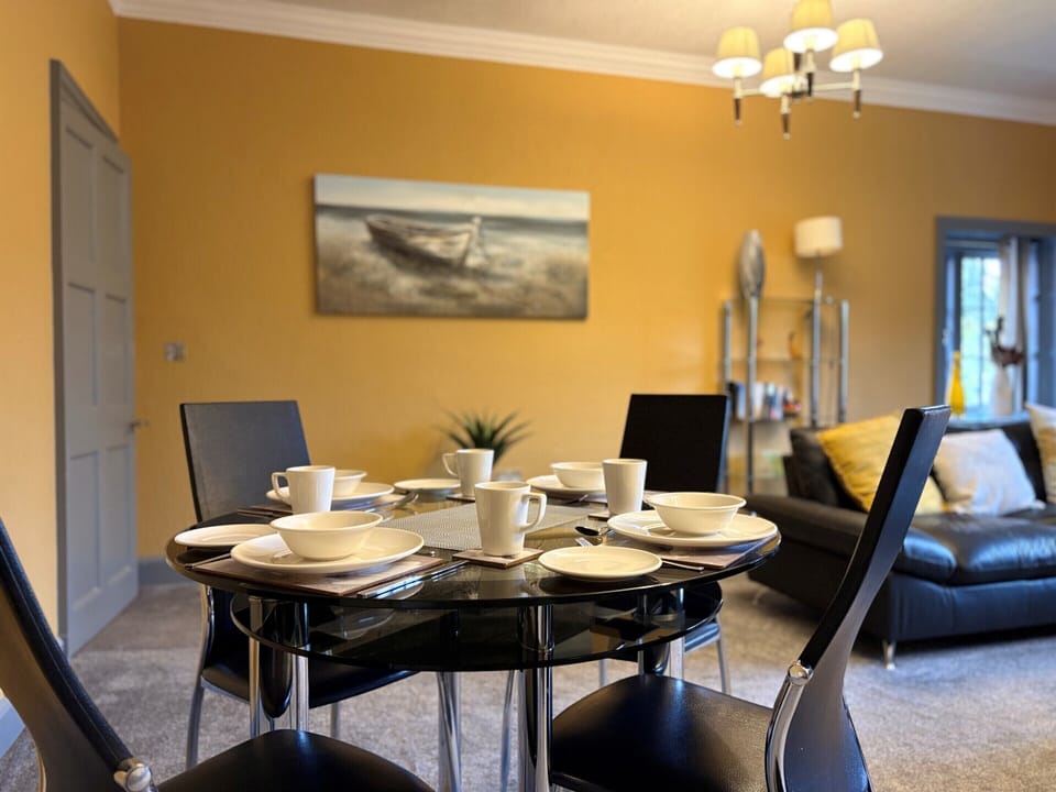 Dining Area Lewis