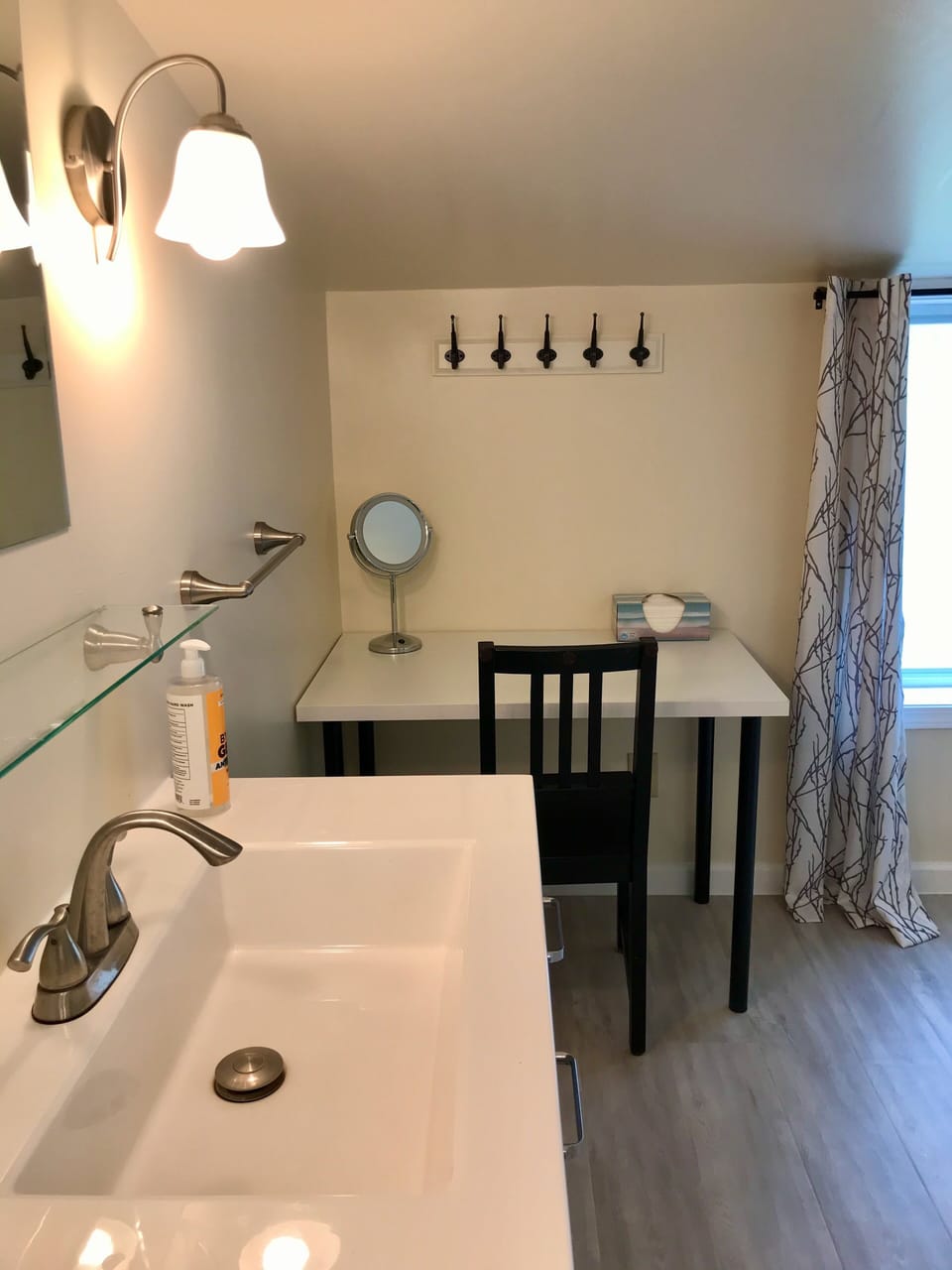 Second floor bathroom #1