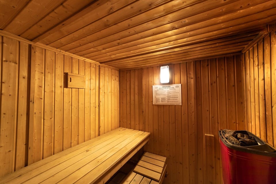 Jr. Highland Suite