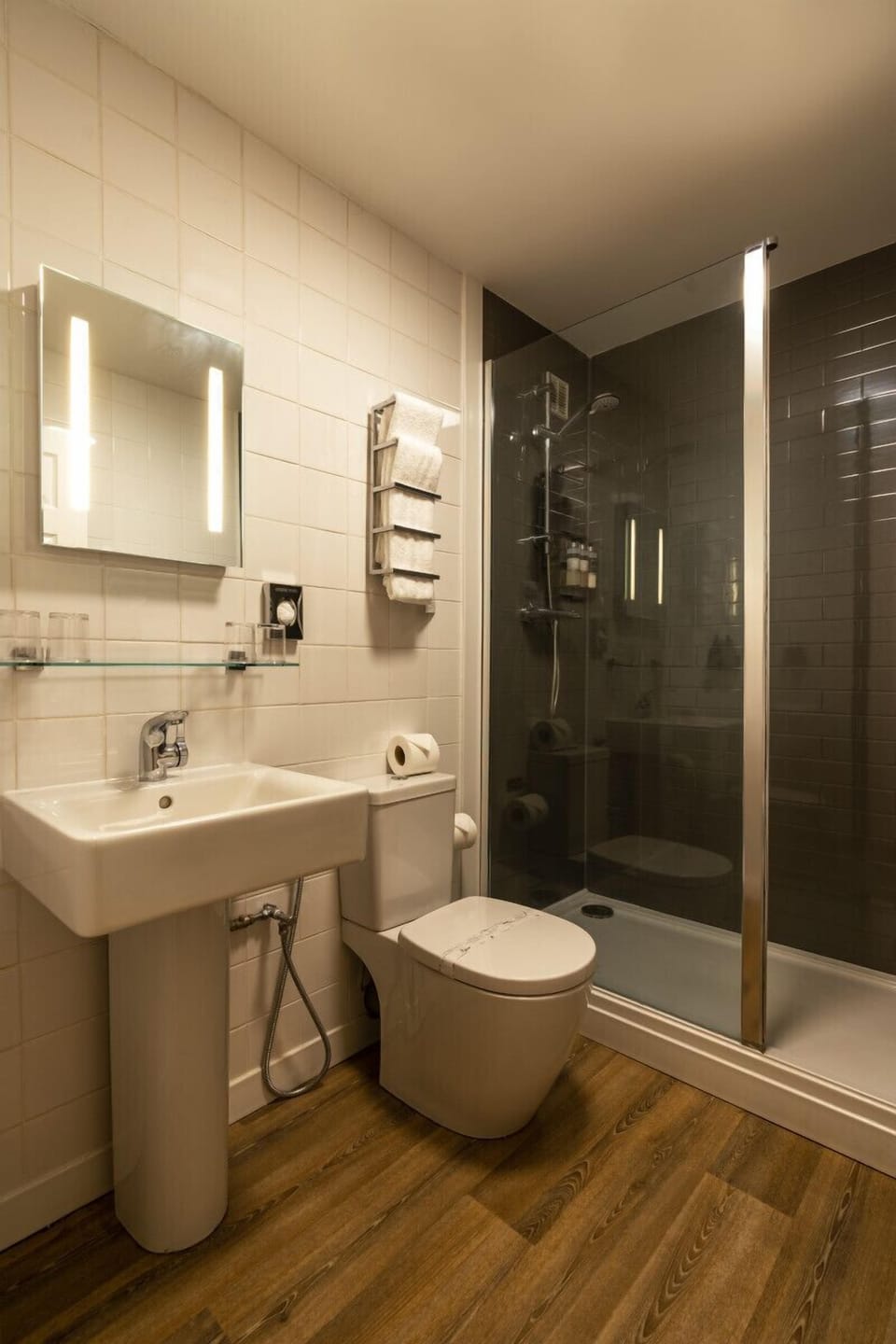 Glen Suite
