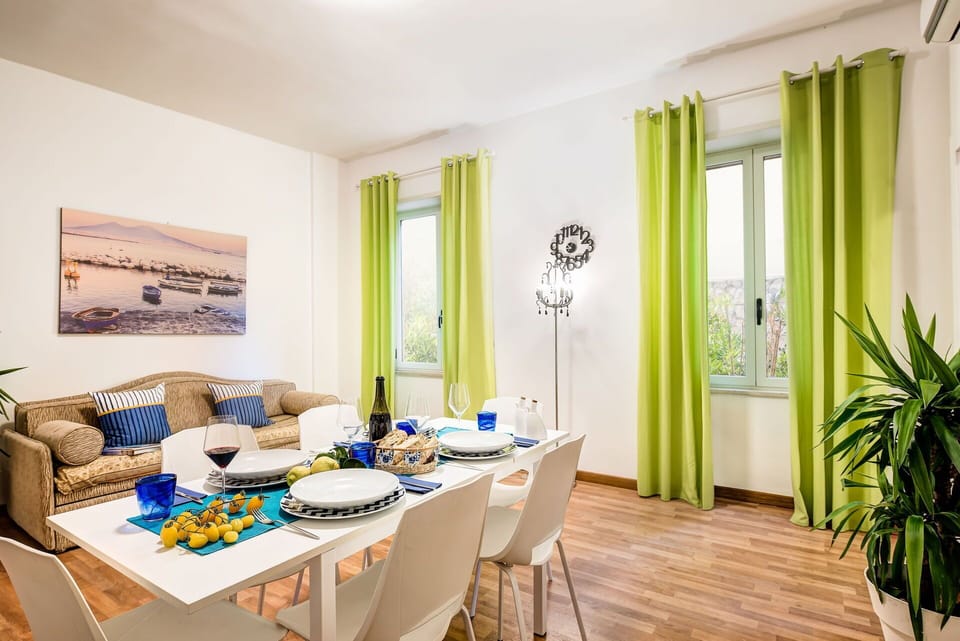 living-times-apartment-sorrento-apartment-living-room