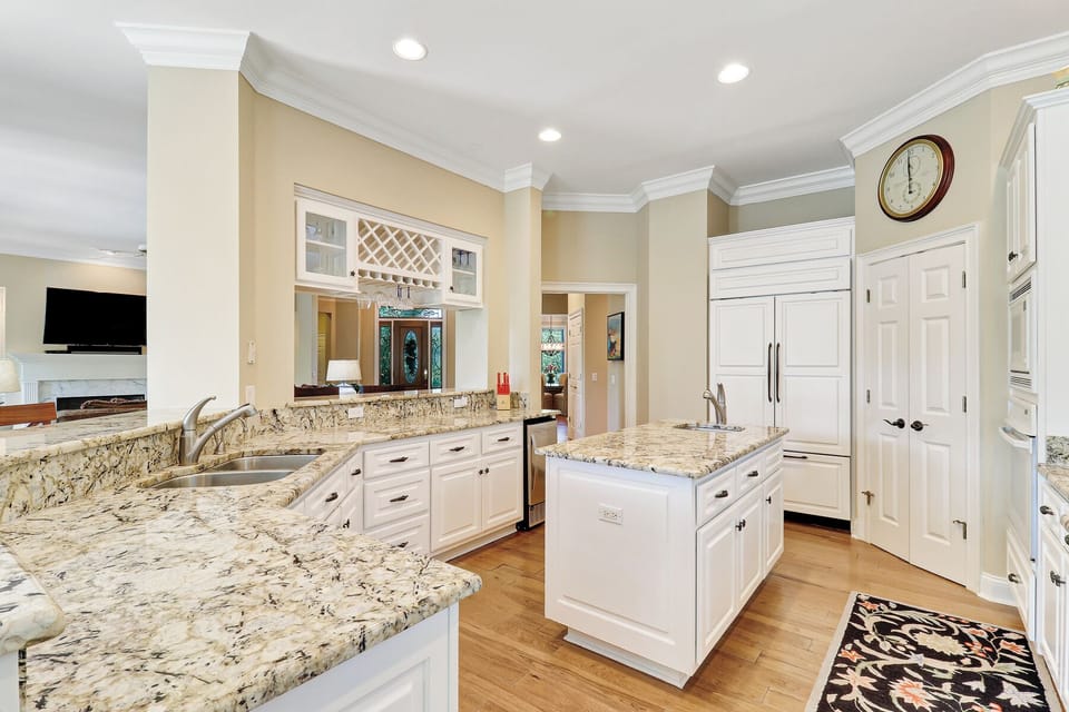 1 Man O War | Kitchen - 1 Man O War | Kitchen