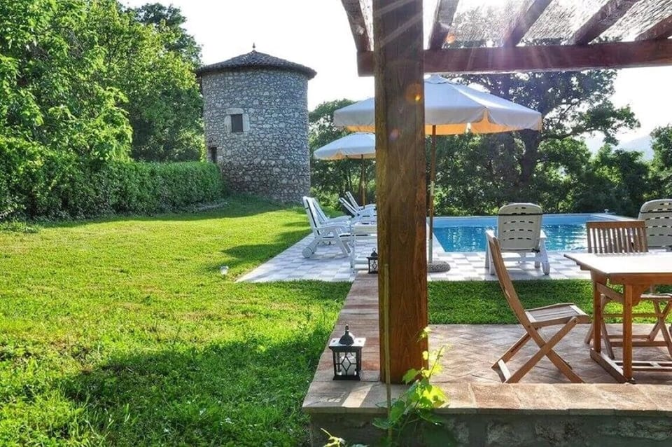 The pool and the tower in the grounds