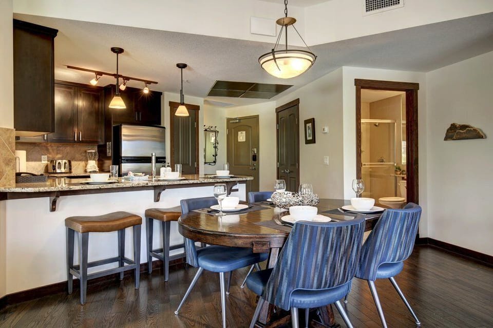 Stoneridge 303 managed Exclusively by Rockies Rentals