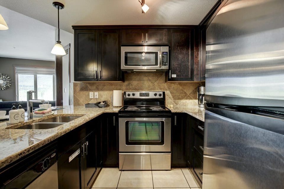 Stoneridge 303 managed Exclusively by Rockies Rentals