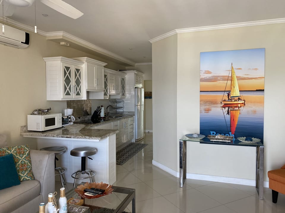Fully furnished kitchen with everything you need!