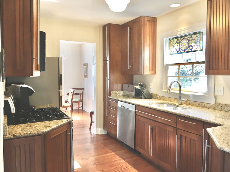 fully equipped kitchen