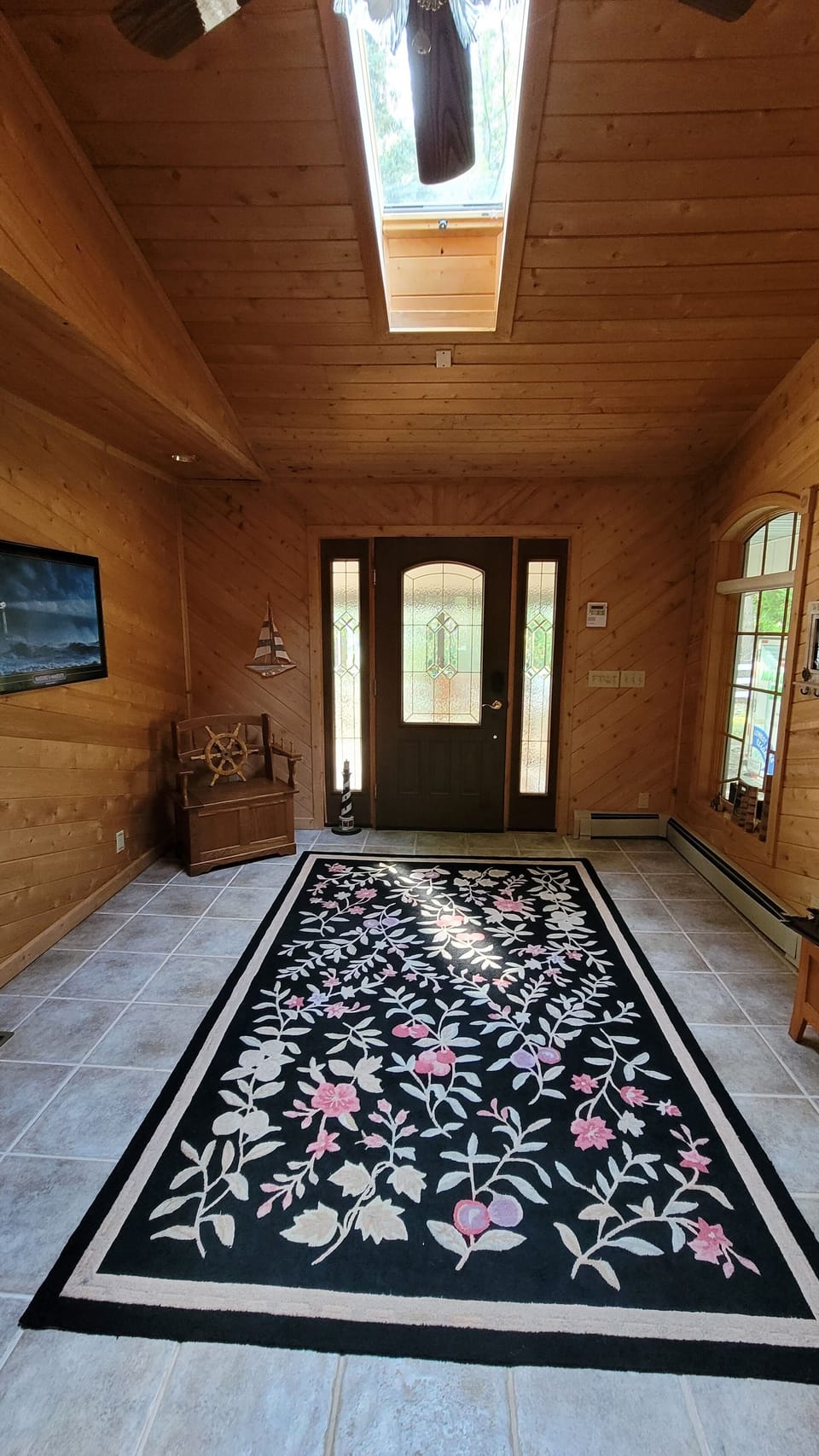 Entrance to Captains Watch