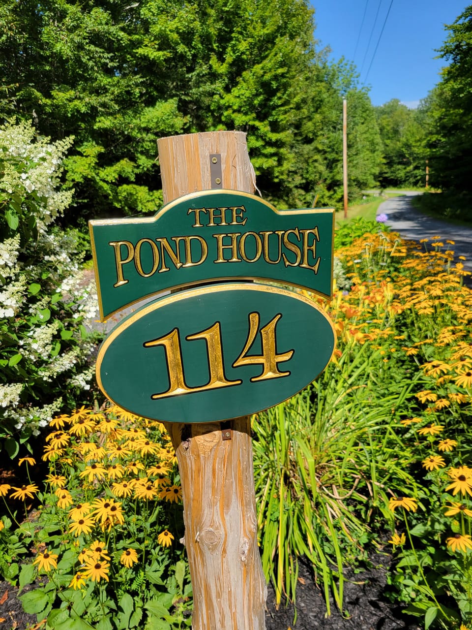 POND HOUSE GARDEN ENTRANCE
