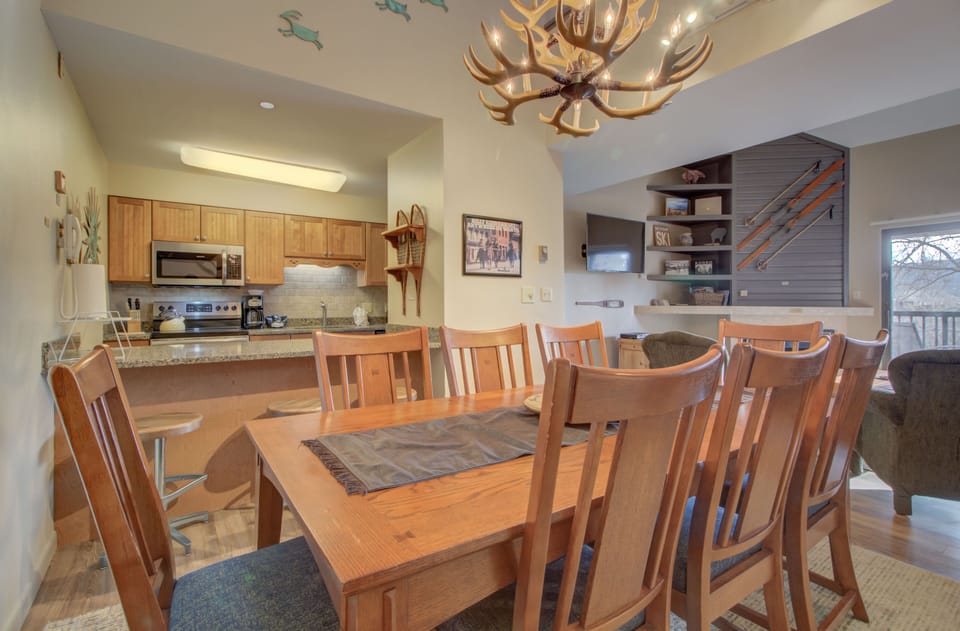 Dining Area View to Kitchen