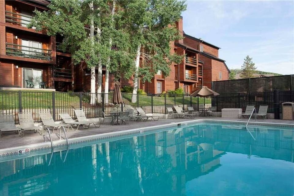 Timber Run Community _ Pool