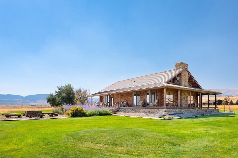 Madison River Retreat - panoramic mountain views in a remote setting.