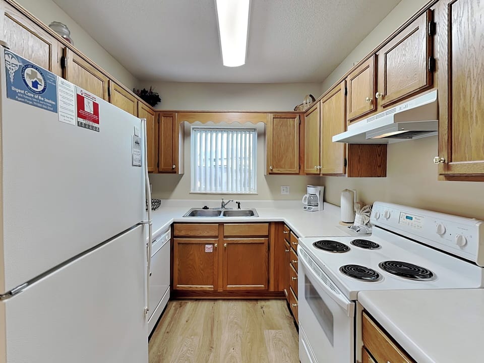Full Kitchen