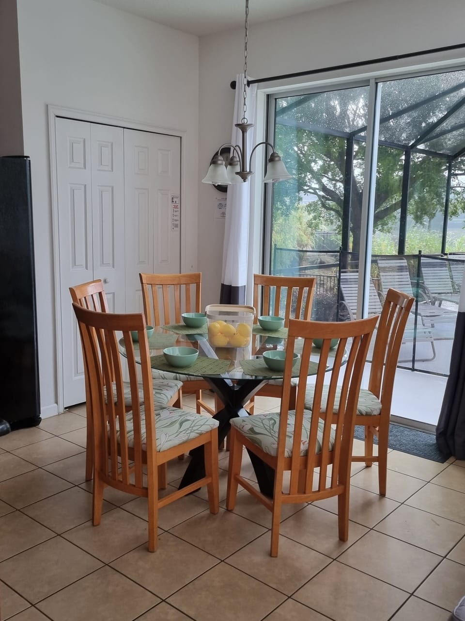 Breakfast Nook Area