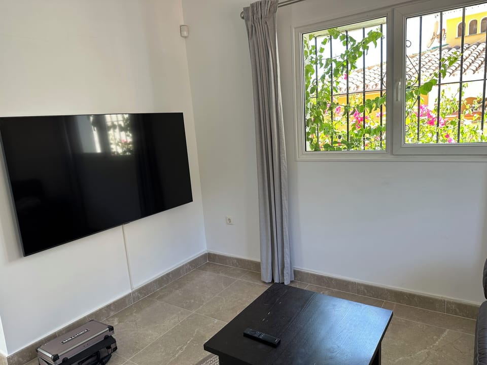 Tv room