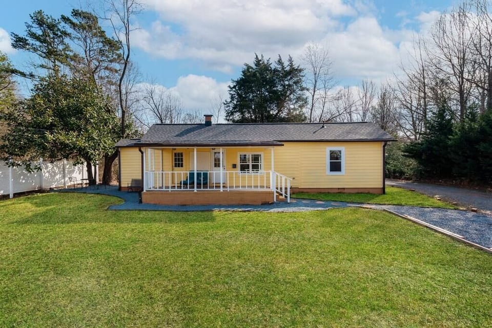 Front view of Duplex